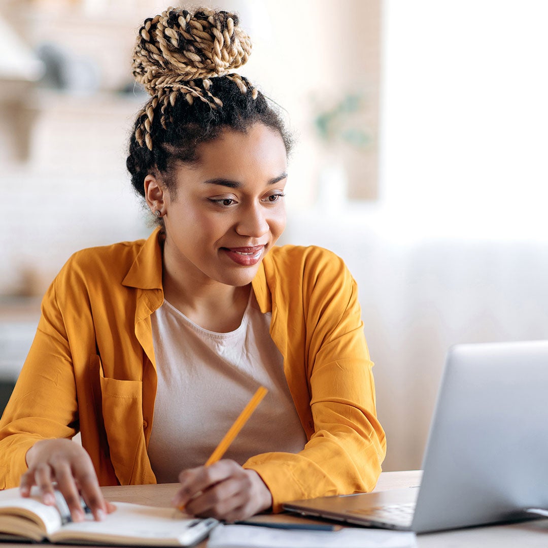 Image of a man proctoring a test at the FSU Testing Center