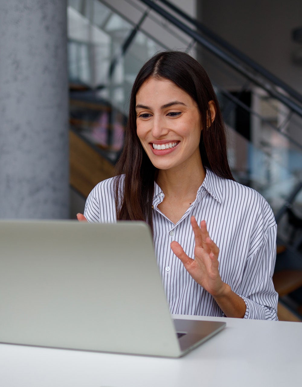 Image of a woman on the computer